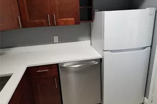 3401 N Country Club Dr, Aventura, FL 33180 - Photo 24