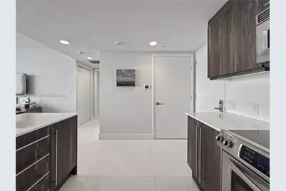 665 NE 25th St #2102, Miami, FL 33137 - Photo 10
