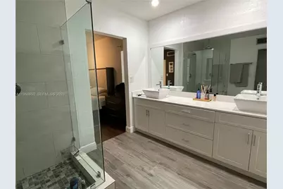 16503 Bridge End Rd #16503, Miami Lakes, FL 33014 - Photo 10