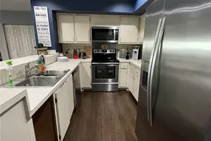 16503 Bridge End Rd, Miami Lakes, FL 33014 - Photo 6