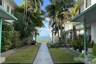 1990 Bay Dr, Miami Beach, FL 33141 - Photo 2