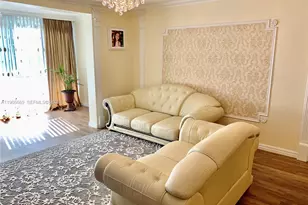 619 NE 14th Ave, Hallandale Beach, FL 33009 - Photo 12