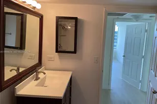 1500 Bay Rd, Miami Beach, FL 33139 - Photo 4