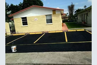 1013 Foster Rd #1, Hallandale Beach, FL 33009 - Photo 1