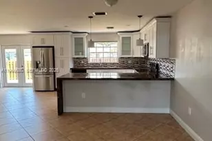 2515 NW 80th Ave, Margate, FL 33063 - Photo 2