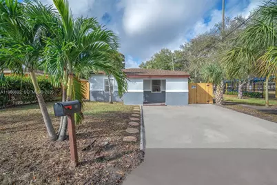 841 NW 15th Ter #0, Fort Lauderdale, FL 33311 - Photo 1