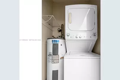 8425 NW 8th St #304, Miami, FL 33126 - Photo 22