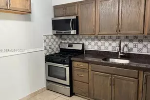 811 NE 8th St, Hallandale Beach, FL 33009 - Photo 1