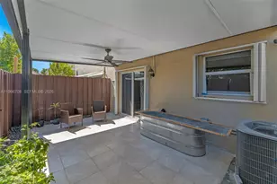 465 NE 5th Pl, Florida City, FL 33034 - Photo 18