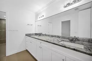 820 E Cypress Ln, Pompano Beach, FL 33069 - Photo 24