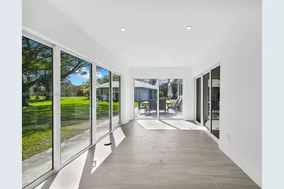 820 E Cypress Ln #V-38, Pompano Beach, FL 33069 - Photo 36