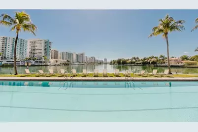 6103 Aqua Ave #702, Miami Beach, FL 33141 - Photo 12