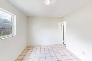 1664 SW 2nd Ct, Homestead, FL 33030 - Photo 14
