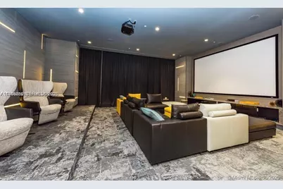 55 SW 9th St #2307, Miami, FL 33130 - Photo 32