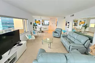 1980 S Ocean Dr, Hallandale Beach, FL 33009 - Photo 28