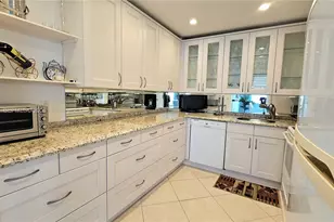 1980 S Ocean Dr, Hallandale Beach, FL 33009 - Photo 4