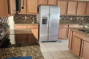 2579 Carrickton Cir, Other City - In The State Of Florida, FL 32824 - Photo 2