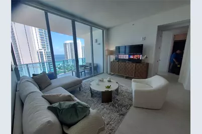17550 Collins #1402, Sunny Isles Beach, FL 33160 - Photo 4