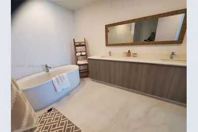 17550 Collins #1402, Sunny Isles Beach, FL 33160 - Photo 8