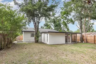 2916 Hawthorne St, Sarasota, FL 34239 - Photo 30