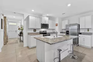 12301 SW Rimini Way, Port Saint Lucie, FL 34987 - Photo 6