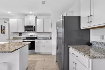 12301 SW Rimini Way, Port Saint Lucie, FL 34987 - Photo 8