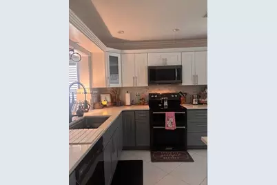 6183 Pine Tree Ln, Tamarac, FL 33319 - Photo 14