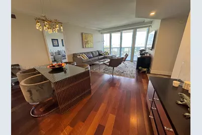 400 Alton Rd #905, Miami Beach, FL 33139 - Photo 2