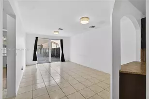 761 SE 2nd St, Homestead, FL 33030 - Photo 8