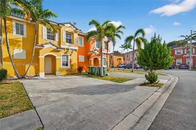 761 SE 2nd St, Homestead, FL 33030 - Photo 2