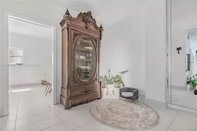 5001 Collins Ave #1K, Miami Beach, FL 33140 - Photo 4