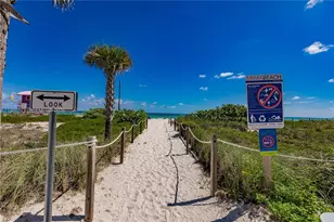 5001 Collins Ave, Miami Beach, FL 33140 - Photo 22