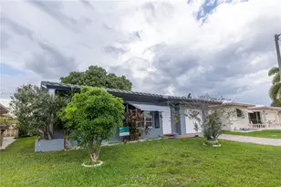 5715 NW 85th Ave, Tamarac, FL 33321 - Photo 10