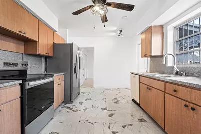 16025 NW 29th Ave, Miami Gardens, FL 33054 - Photo 14