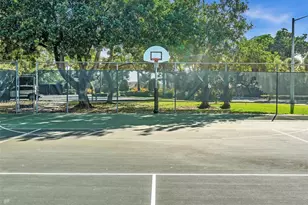 9340 Lagoon Pl, Davie, FL 33324 - Photo 50
