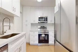 15264 SW 102nd Ct, Miami, FL 33157 - Photo 10