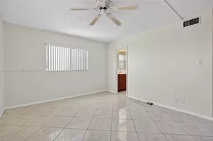 421 NE 14th Ave, Hallandale Beach, FL 33009 - Photo 10