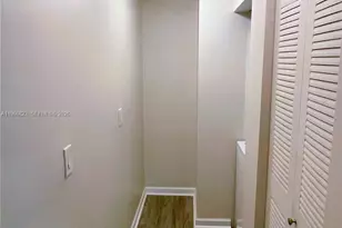 3339 Virginia St, Miami, FL 33133 - Photo 8