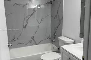 15610 SW 80th St, Miami, FL 33193 - Photo 4