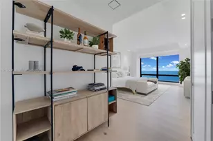 1425 Brickell Ave, Miami, FL 33131 - Photo 12