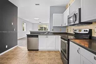 2167 Hacienda Terrace, Weston, FL 33327 - Photo 10