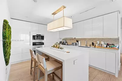 102 24th St #PH-1705, Miami Beach, FL 33139 - Photo 6