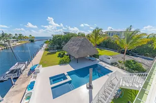 17 Poisonwood Rd, Key Largo, FL 33037 - Photo 32