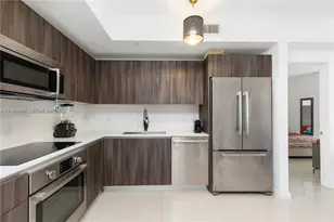 488 NE 18th St, Miami, FL 33132 - Photo 4