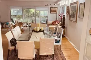 950 SW 138th Ave, Pembroke Pines, FL 33027 - Photo 10