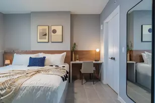 227 NE 2nd St, Miami, FL 33132 - Photo 8