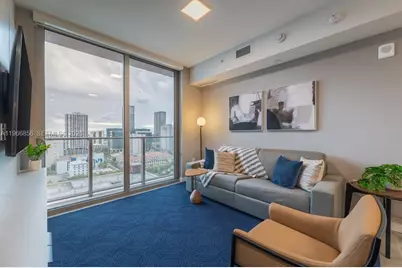 227 NE 2nd St #1905, Miami, FL 33132 - Photo 2