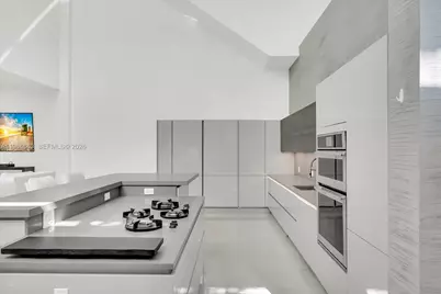 7830 Atlantic Way, Miami Beach, FL 33141 - Photo 4