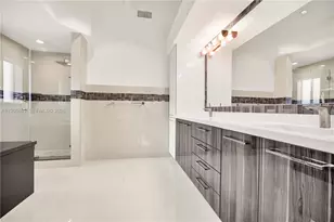 21800 SW 97th Ct, Cutler Bay, FL 33190 - Photo 24