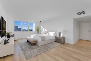 9111 E Bay Harbor Dr, Bay Harbor Islands, FL 33154 - Photo 14